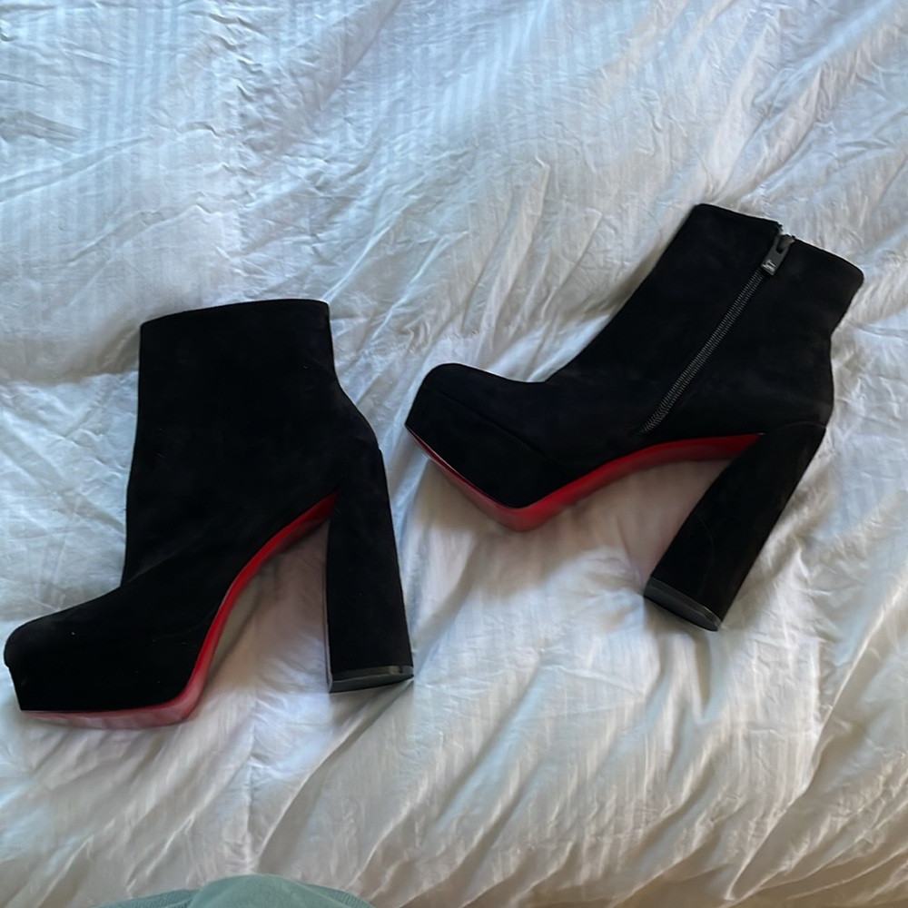 CHRISTIAN LOUBOUTIN Movida 130 suede ankle boots - Picture 6 of 12